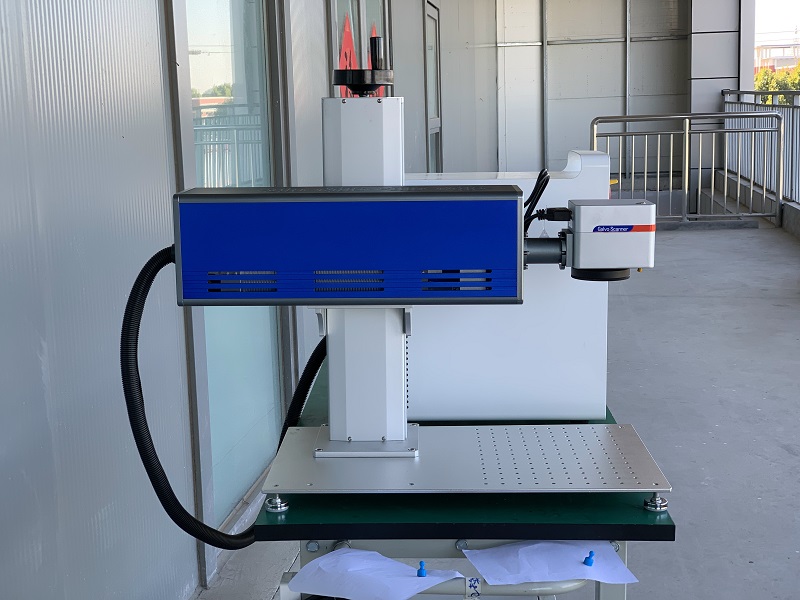 Macchina per marcatura laser B - Industrial Laser Brands recensione e prezzo